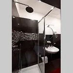 Black Enchanting Jacuzzi Trastevere